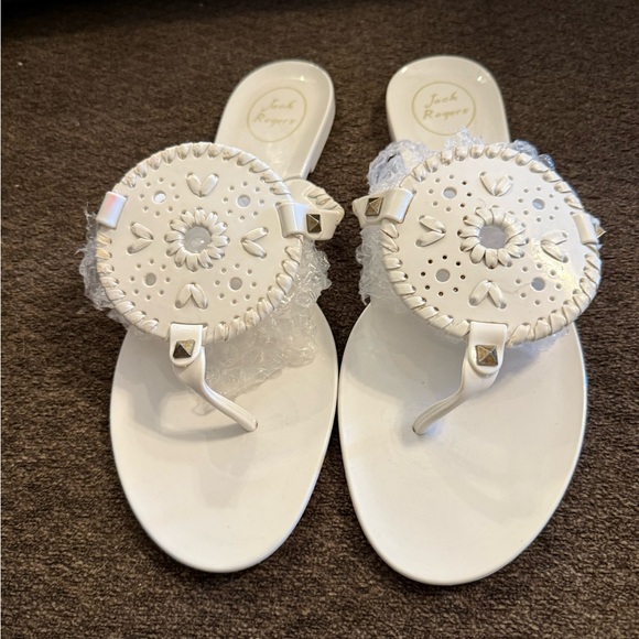 Jack Rogers White Jelly Thong Sandals small pink mark see pictures size 10 - Picture 1 of 7